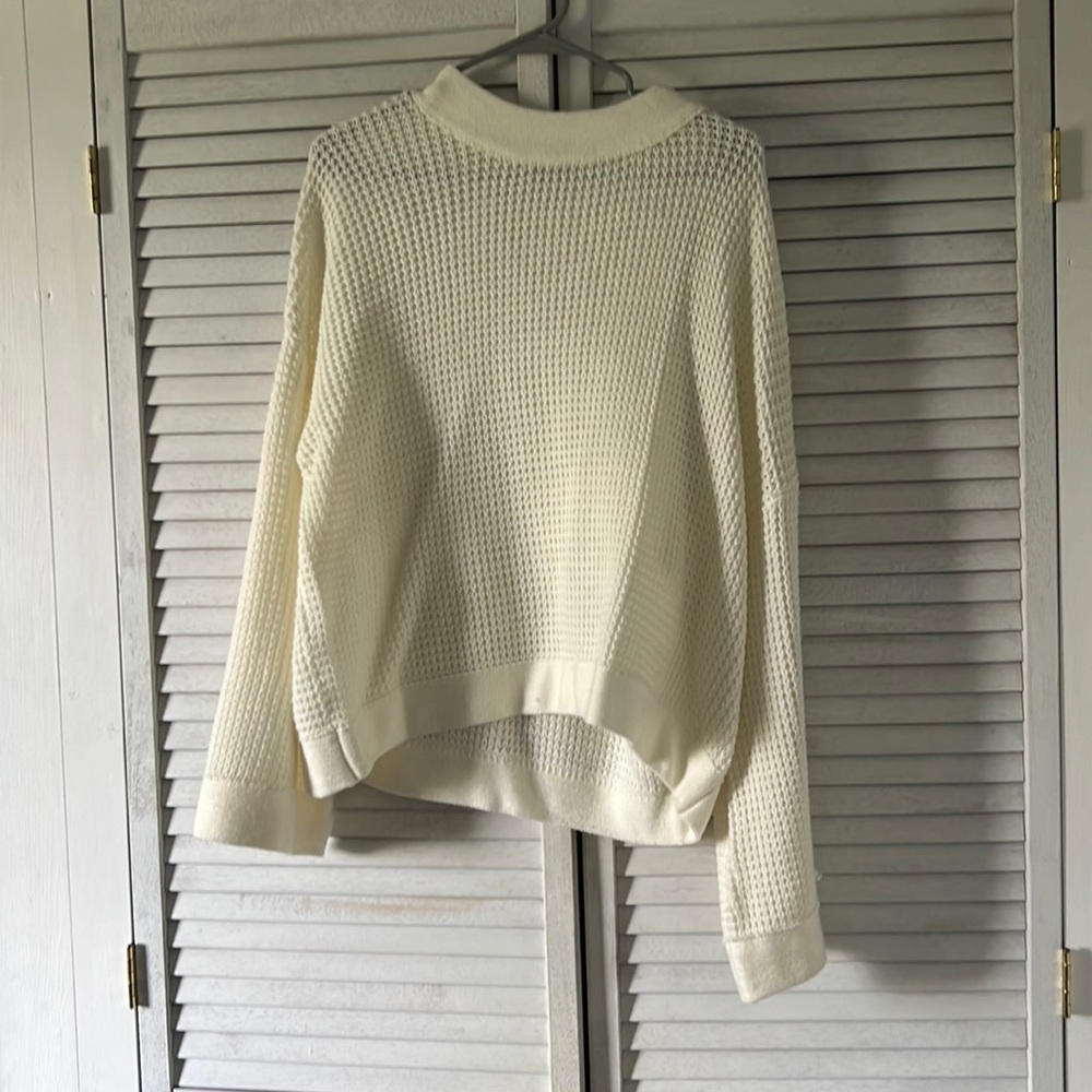Super cute fall beige sweater